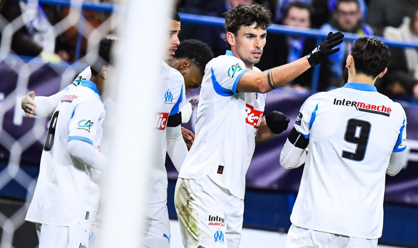 官网入口-曼联弃将踢疯了：独造5球，全场最佳，缔造队史15年神迹